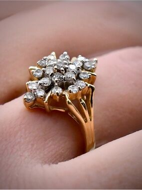 14K Yellow Gold Diamond Cluster Cocktail Ring 0.70ctw Estate Statement 3.86g 5.5